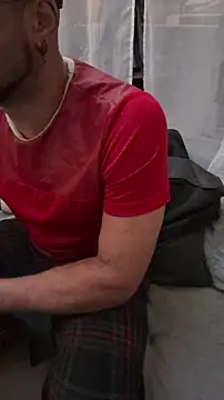 KySir1990 online show from November 2025 11:05:01 PM