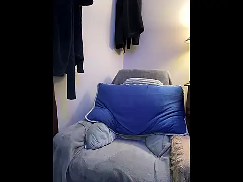 KySir1990 online show from February 2026 10:19:01 PM