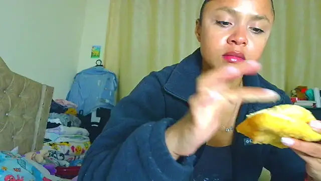 Samary thomas online show from May 2026 01:46:01 AM