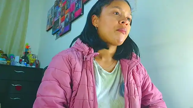 Samary thomas online show from April 2026 12:23:01 AM