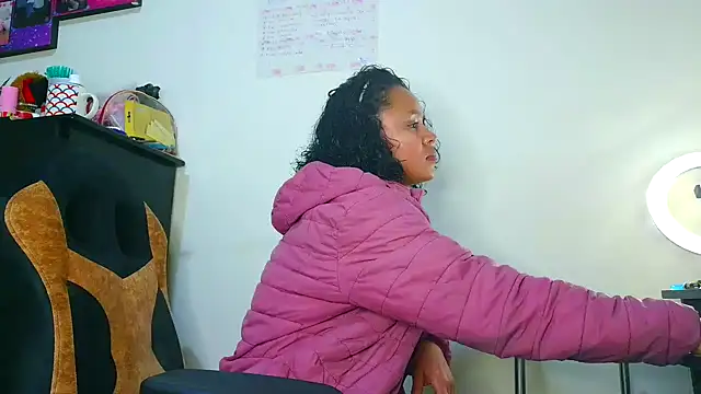 Samary thomas online show from November 2025 01:17:01 AM