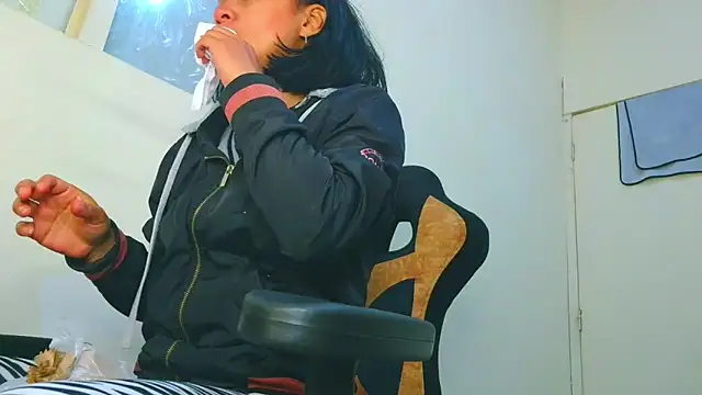 Samary thomas online show from March 2026 01:01:02 AM