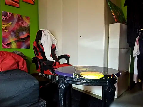 MASTERBULLY online show from September 2025 04:03:02 PM