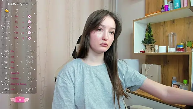 Fairyy Moon online show from February 2025 08:06:02 AM