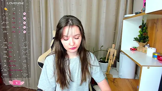 Fairyy Moon online show from January 2025 11:27:02 AM