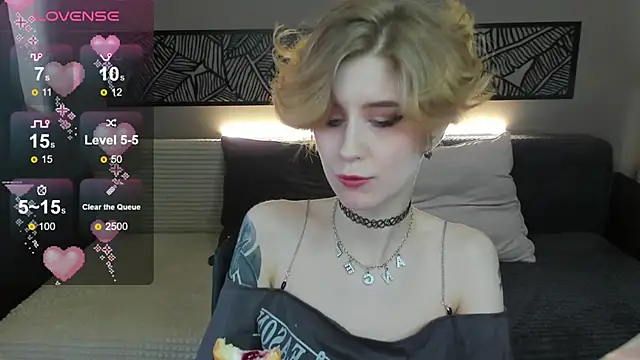 Snapshot of Angel_Jules chatting on March 2025 03:52:01 AM Angel Jules online show from March 2025 03:52:01 AM
