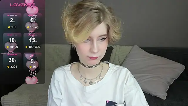 Snapshot of Angel_Jules chatting on February 2025 01:00:01 AM Angel Jules online show from February 2025 01:00:01 AM