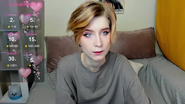 Snapshot of Angel_Jules chatting on January 2025 01:33:01 AM Angel Jules online show from January 2025 01:33:01 AM