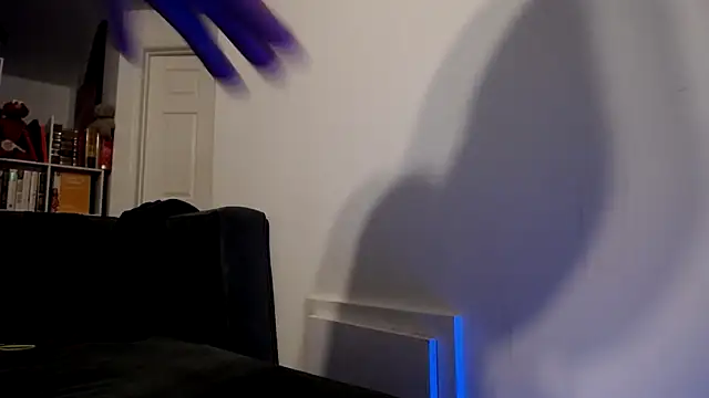 Amirkhai online show from October 2025 02:38:01 PM