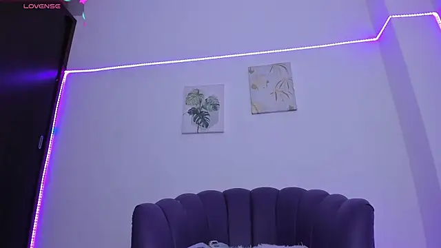 Marian Boobs online show from April 2026 12:32:02 PM