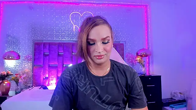 KylieVictoria online show from November 2025 04:24:01 AM