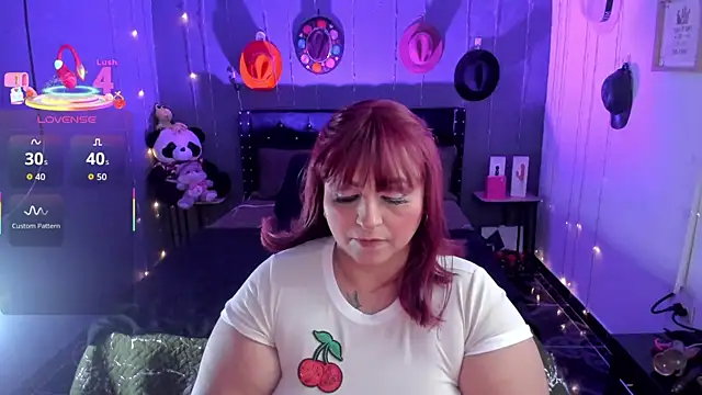 Snapshot of Ivonnee__ chatting on January 2026 03:56:01 AM Ivonnee online show from January 2026 03:56:01 AM