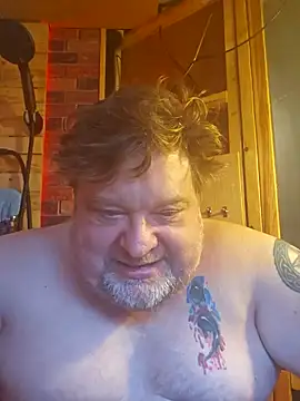 Snapshot of alienbunny chatting on February 2025 06:01:01 PM alienbunny online show from February 2025 06:01:01 PM