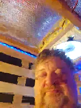 Snapshot of alienbunny chatting on March 2025 10:51:01 PM alienbunny online show from March 2025 10:51:01 PM