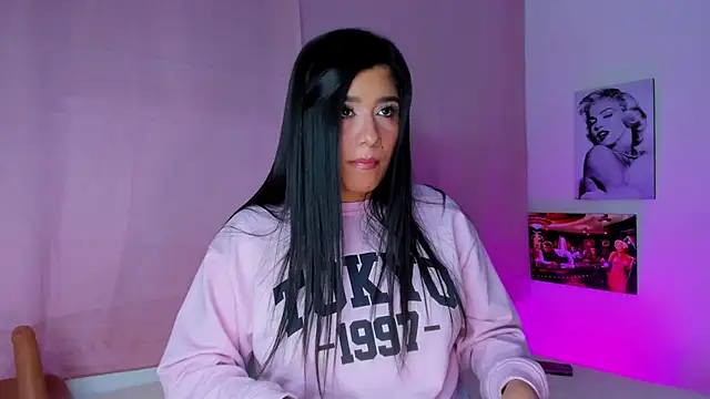 tellmebri online show from February 2026 11:29:02 PM