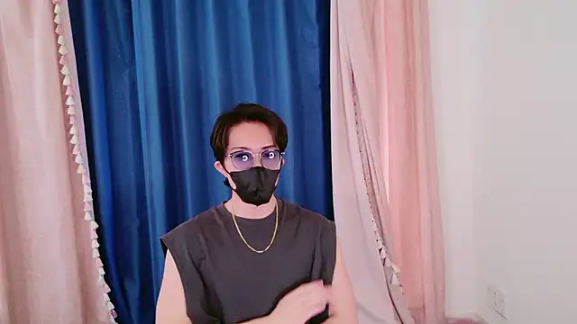 xxx men online show from June 2026 12:51:02 AM