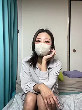 Snapshot of ayu0009rrr chatting on March 2025 03:17:02 PM ayu0009rrr online show from March 2025 03:17:02 PM