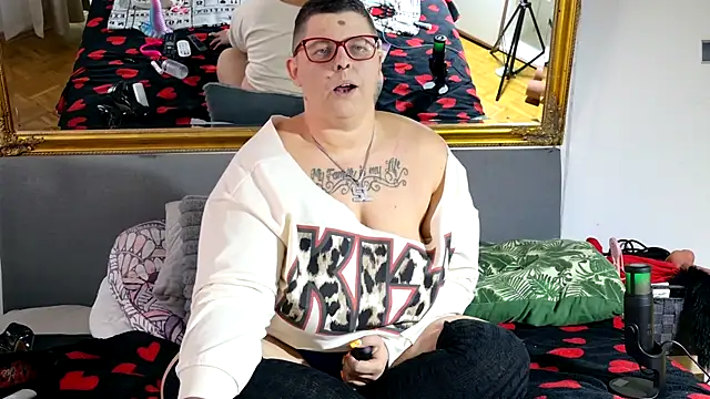 SunshineLexi online show from November 2025 02:00:02 PM