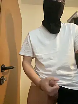 Snapshot of kevin344112 chatting on March 2025 06:33:01 PM kevin344112 online show from March 2025 06:33:01 PM