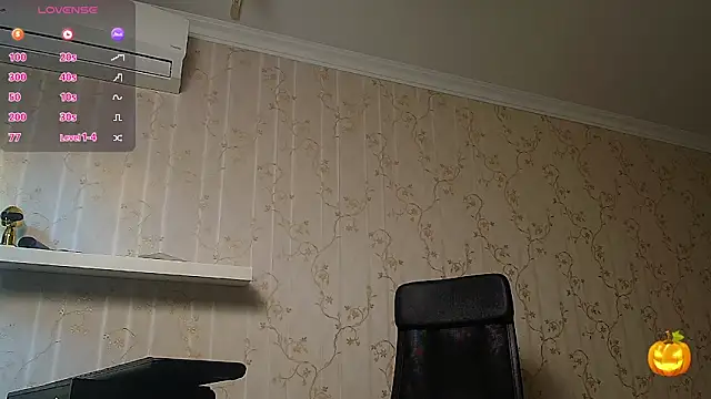 Snapshot of MateoBenjaminX chatting on October 2025 05:48:01 AM MateoBenjaminX online show from October 2025 05:48:01 AM