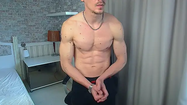 MateoBenjaminX online show from May 2026 10:42:01 AM