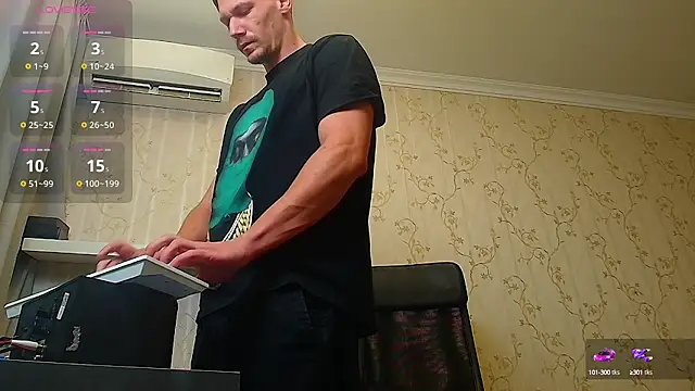 MateoBenjaminX online show from September 2025 05:25:02 AM