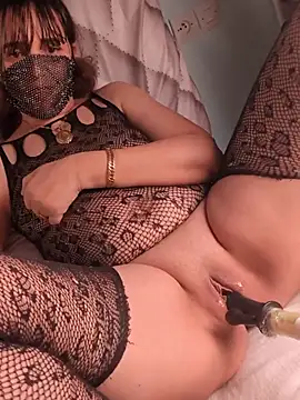 Lina lolo online show from February 2026 07:49:02 PM