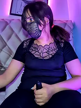 Lina lolo online show from May 2026 06:38:01 PM
