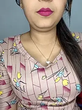 Snapshot of Shanaya_Hotty chatting on December 2025 08:58:01 PM Shanaya Hotty online show from December 2025 08:58:01 PM