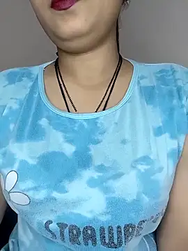 Shanaya Hotty online show from October 2025 08:43:01 PM