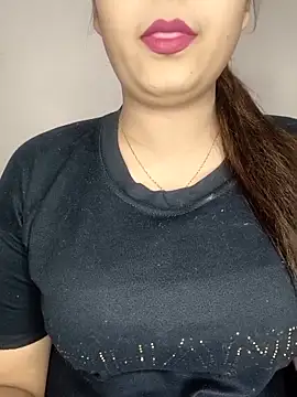 Snapshot of Shanaya_Hotty chatting on November 2025 07:46:02 PM Shanaya Hotty online show from November 2025 07:46:02 PM