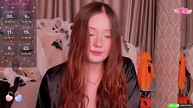 MiriaamWhite online show from October 2025 04:04:02 AM