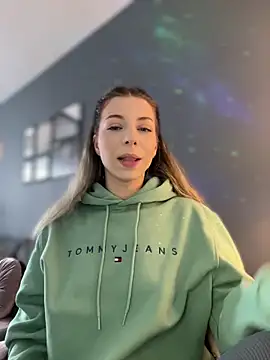 Mia Ethan online show from March 2026 09:55:02 AM