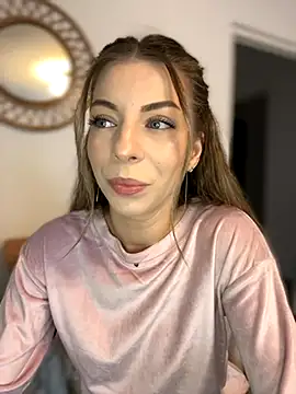 Mia Ethan online show from November 2025 10:42:02 AM