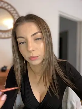 Mia Ethan online show from November 2025 07:35:01 AM