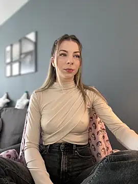 Mia Ethan online show from March 2026 08:08:02 AM