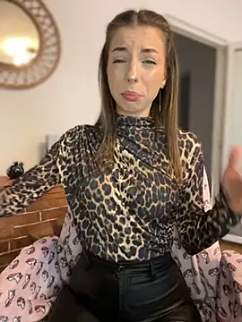 Mia Ethan online show from October 2025 08:27:02 AM