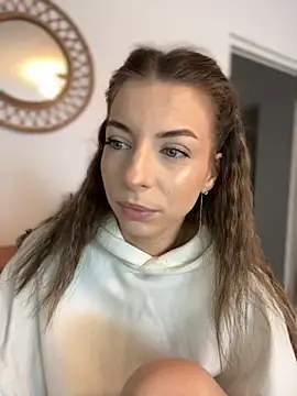 Mia Ethan online show from October 2025 09:11:02 AM