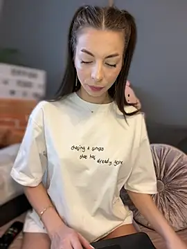 Mia Ethan online show from February 2025 07:44:01 AM