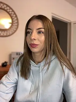Mia Ethan online show from September 2025 10:10:01 AM