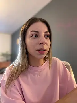 Mia Ethan online show from July 2026 03:41:02 PM