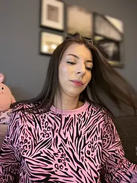 Mia Ethan online show from February 2025 02:48:01 PM