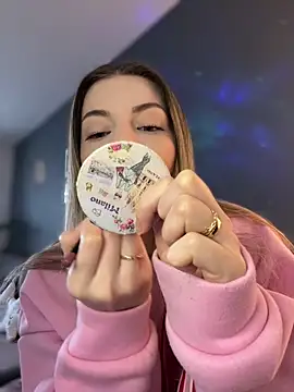 Mia Ethan online show from April 2026 07:48:02 AM