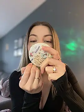 Mia Ethan online show from March 2026 08:38:02 AM