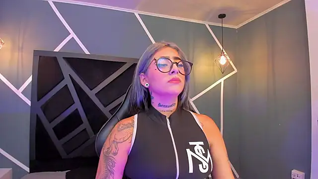 Snapshot of Alahia_Dangelo chatting on September 2025 11:28:02 AM Alahia Dangelo online show from September 2025 11:28:02 AM