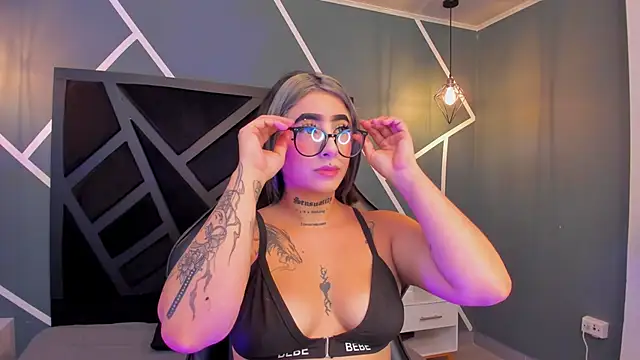 Snapshot of Alahia_Dangelo chatting on September 2025 11:38:02 AM Alahia Dangelo online show from September 2025 11:38:02 AM