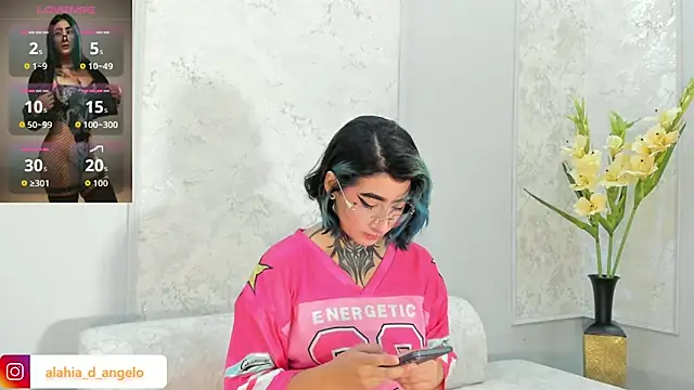 Alahia Dangelo online show from May 2026 05:43:04 PM
