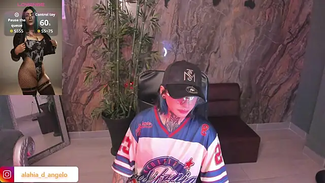 Alahia Dangelo online show from April 2026 05:32:01 PM