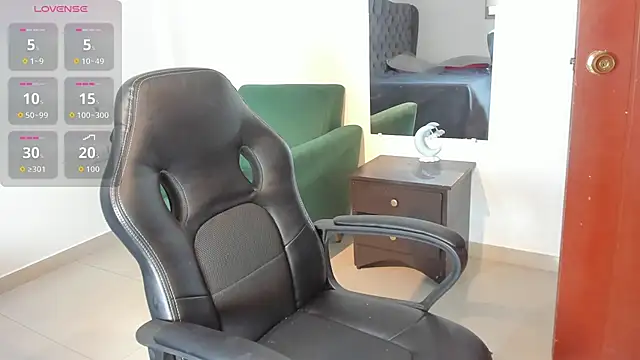  maria foxx  online show from November 2025 07:39:01 PM