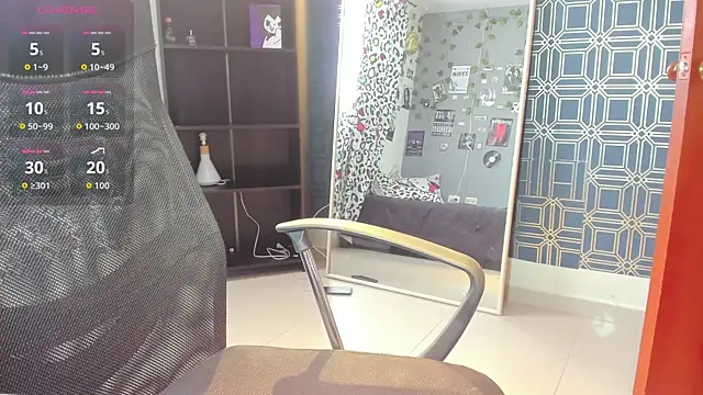  maria foxx  online show from November 2025 08:25:01 PM